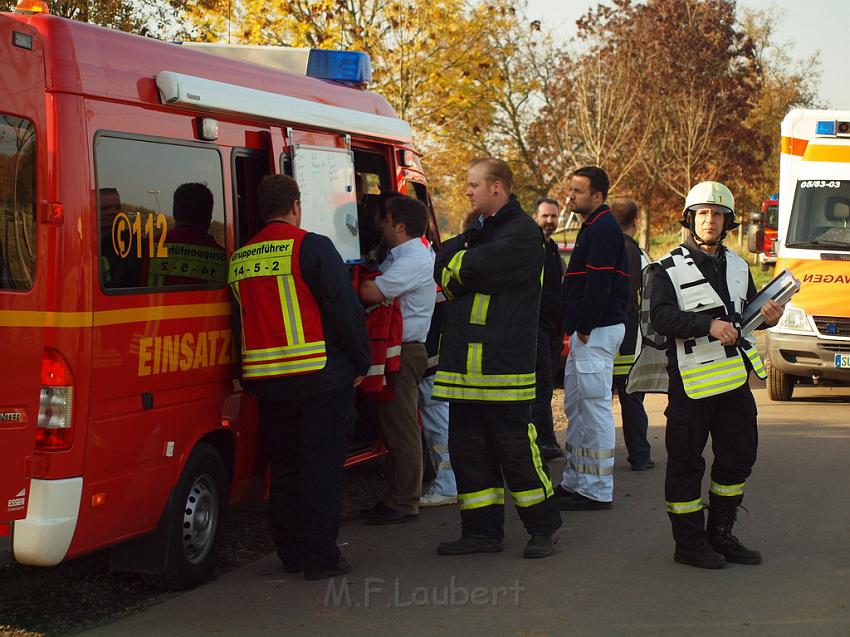 Kleinflugzeug abgestuerzt Sankt Augustin Meindorf P011.JPG